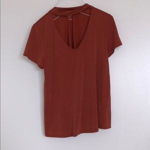 Burnt orange T-shirt scoop neck with collar
